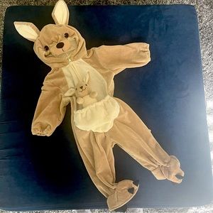 Kangaroo costume